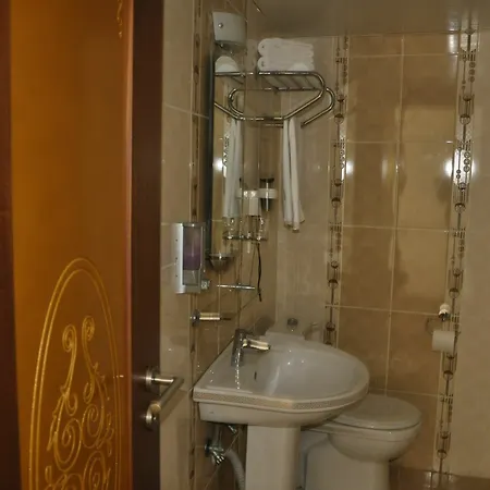 Kayalar Hotel 2*